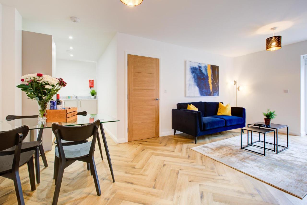 Hybrid Resi - Mitcham Close To Tooting And Wimbledon Buitenkant foto