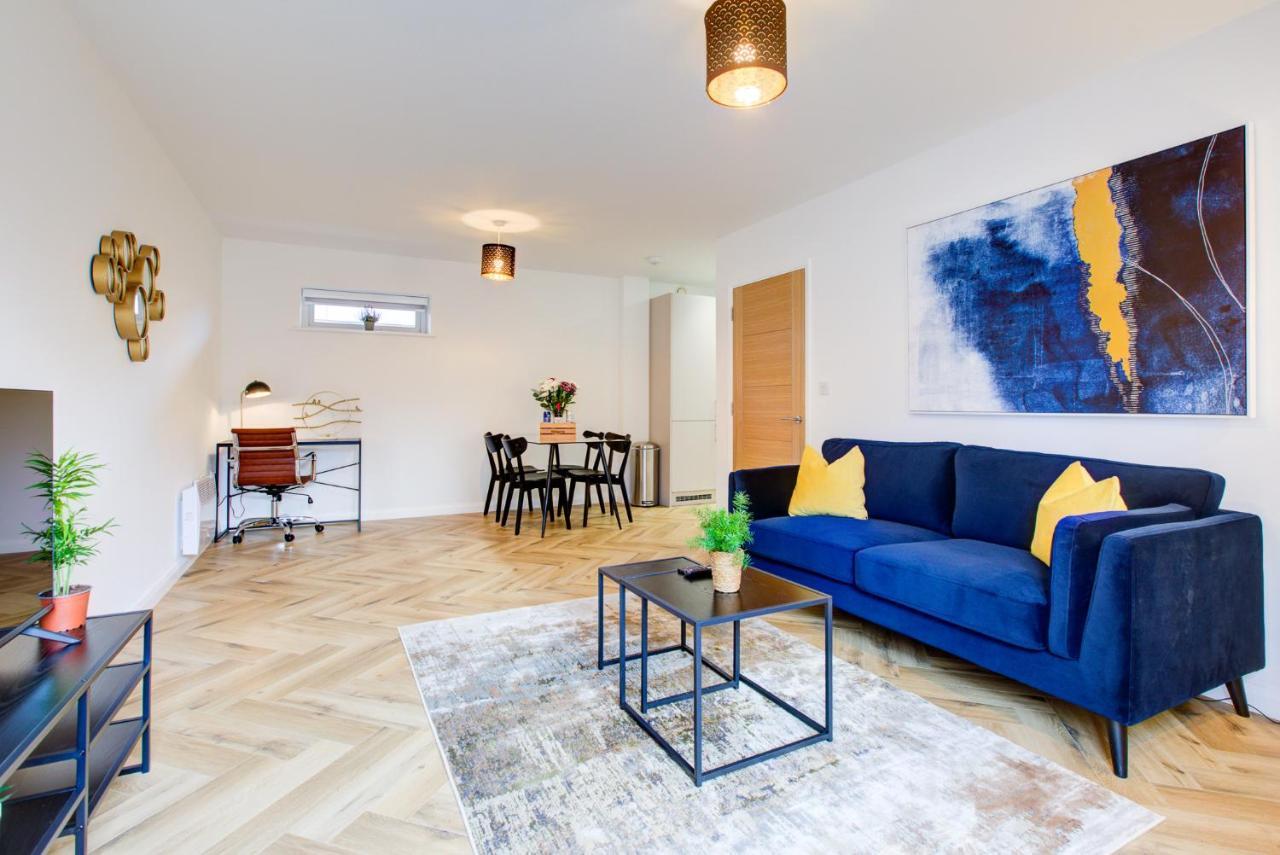 Hybrid Resi - Mitcham Close To Tooting And Wimbledon Buitenkant foto