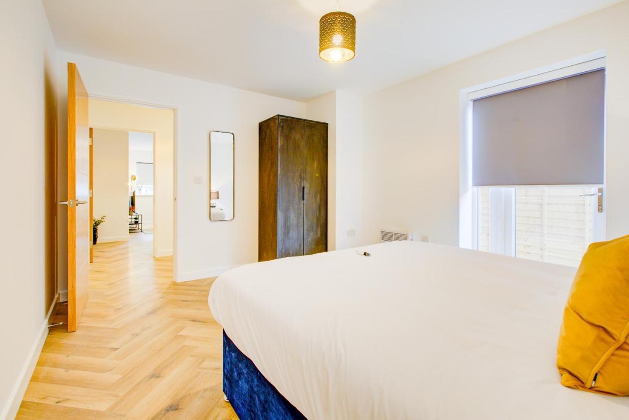 Hybrid Resi - Mitcham Close To Tooting And Wimbledon Buitenkant foto
